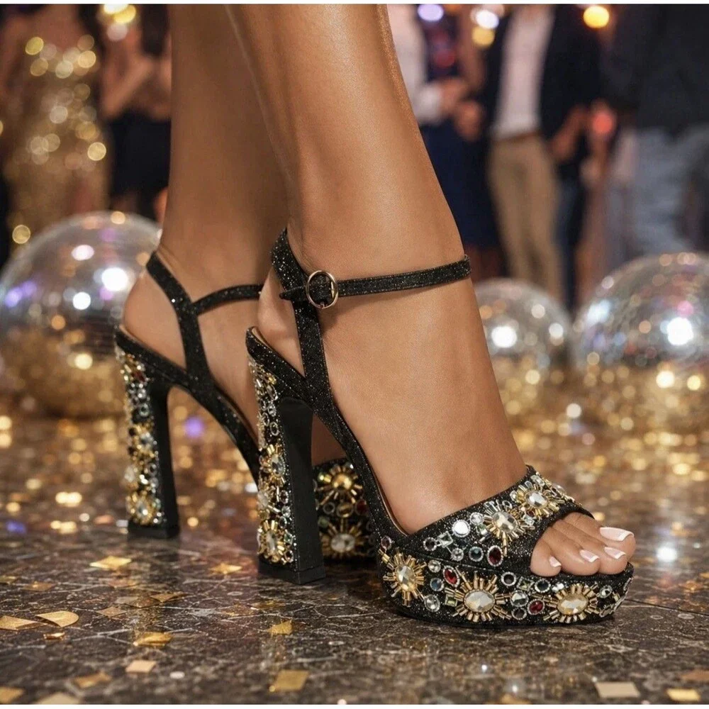 GIANNI BINI Black Gold Embellished Platform Heels Glam Party. Sizes 6.5 , 7 , 8